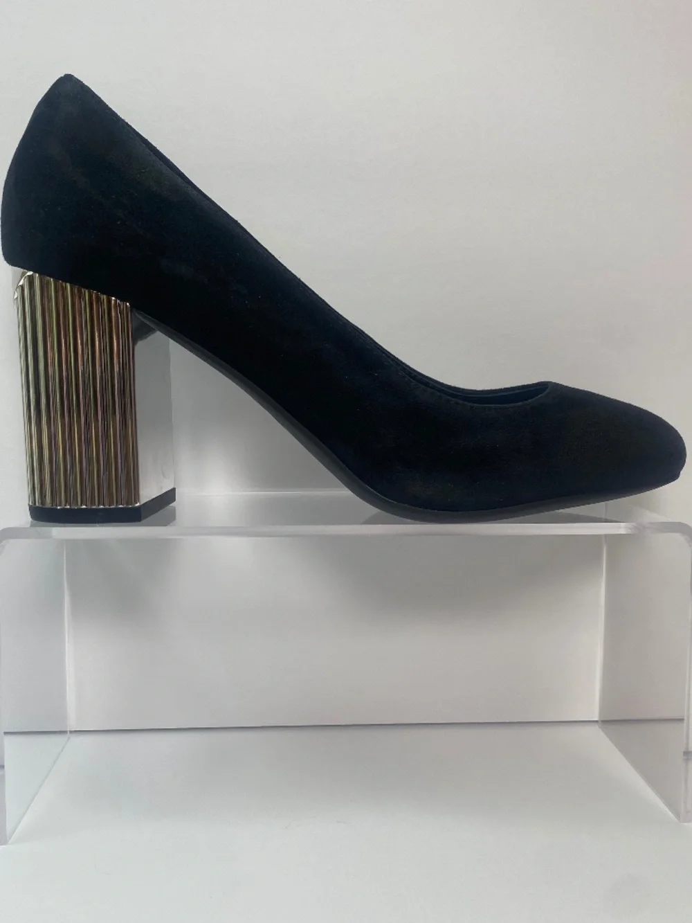 Michael Kors Porter Flex Suede Pumps with Silver Heel Size 6.5 M NEW NO BOX